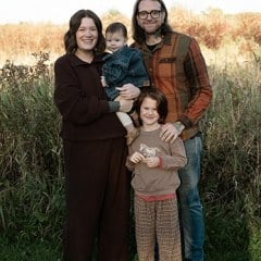 family_in_field